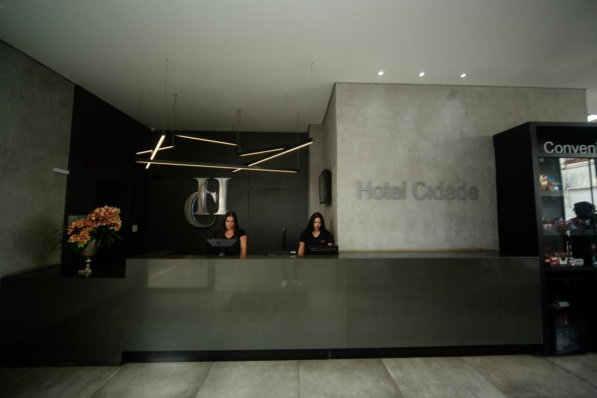 Hotel Cidade Araxá Extérieur photo
